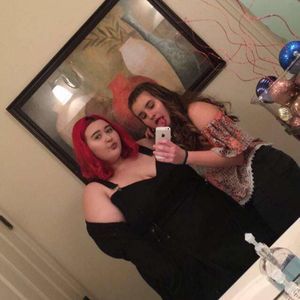 Meet your Posher, Mae